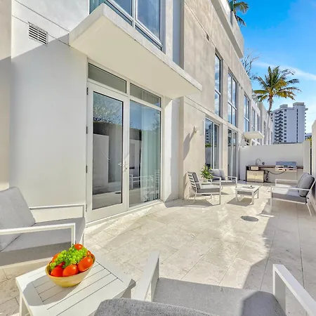 Tiffany Tides - Resort-Style Beach Townhome - Gym, Rooftop Pool And Sauna